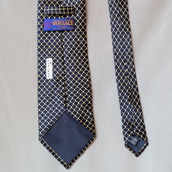 VERSACE Tie V2 Classic Necktie 100% Silk Vintage Handmade in Italy - Picture 4 of 8